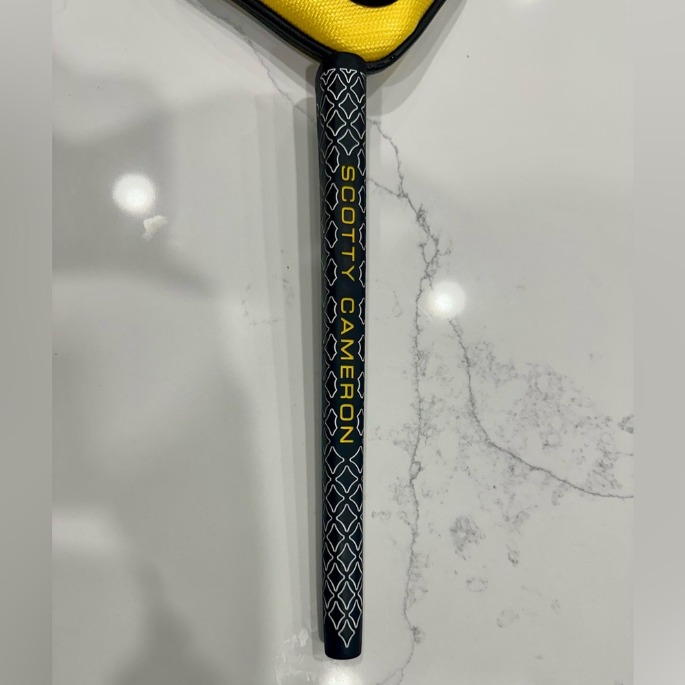 Scotty Cameron Pistolini plus Putter Grip